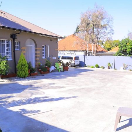 Union Guesthouse Pretoria-Noord Exterior foto